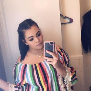 Meet your Posher, Victoria